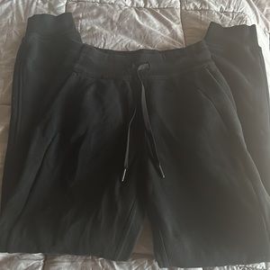 Lululemon joggers